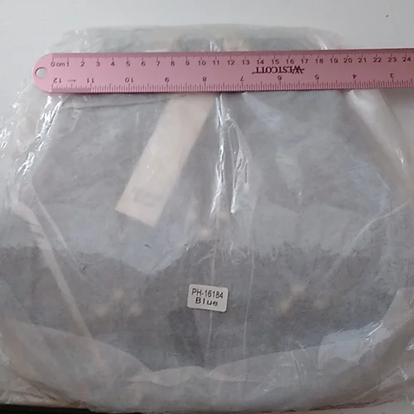 Beautiful Blue Pouch Bag - Picture 4 of 5